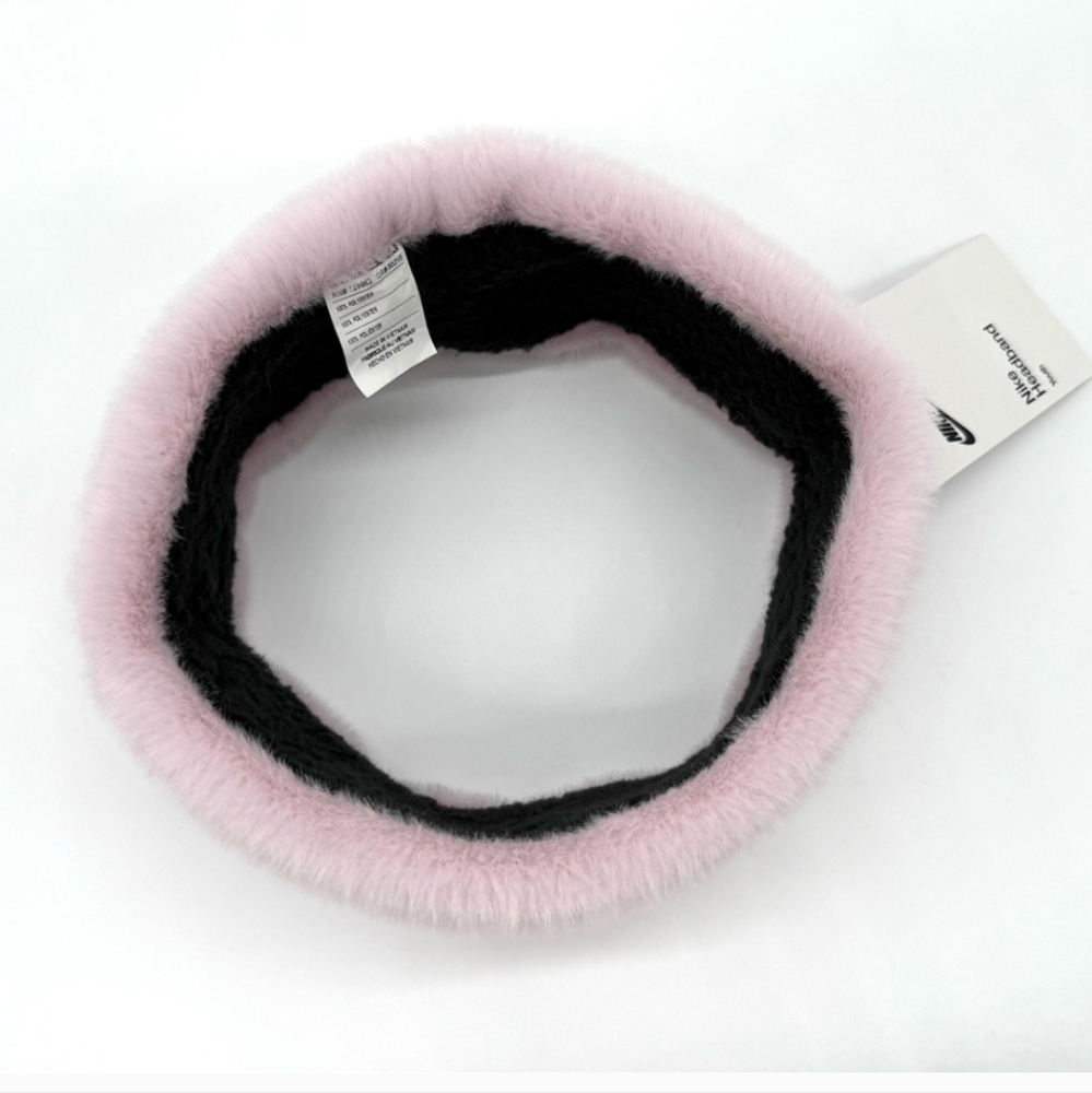 NWT Women's Nike Soft Faux Fur Pink Sports Headband - Picture 2 of 6